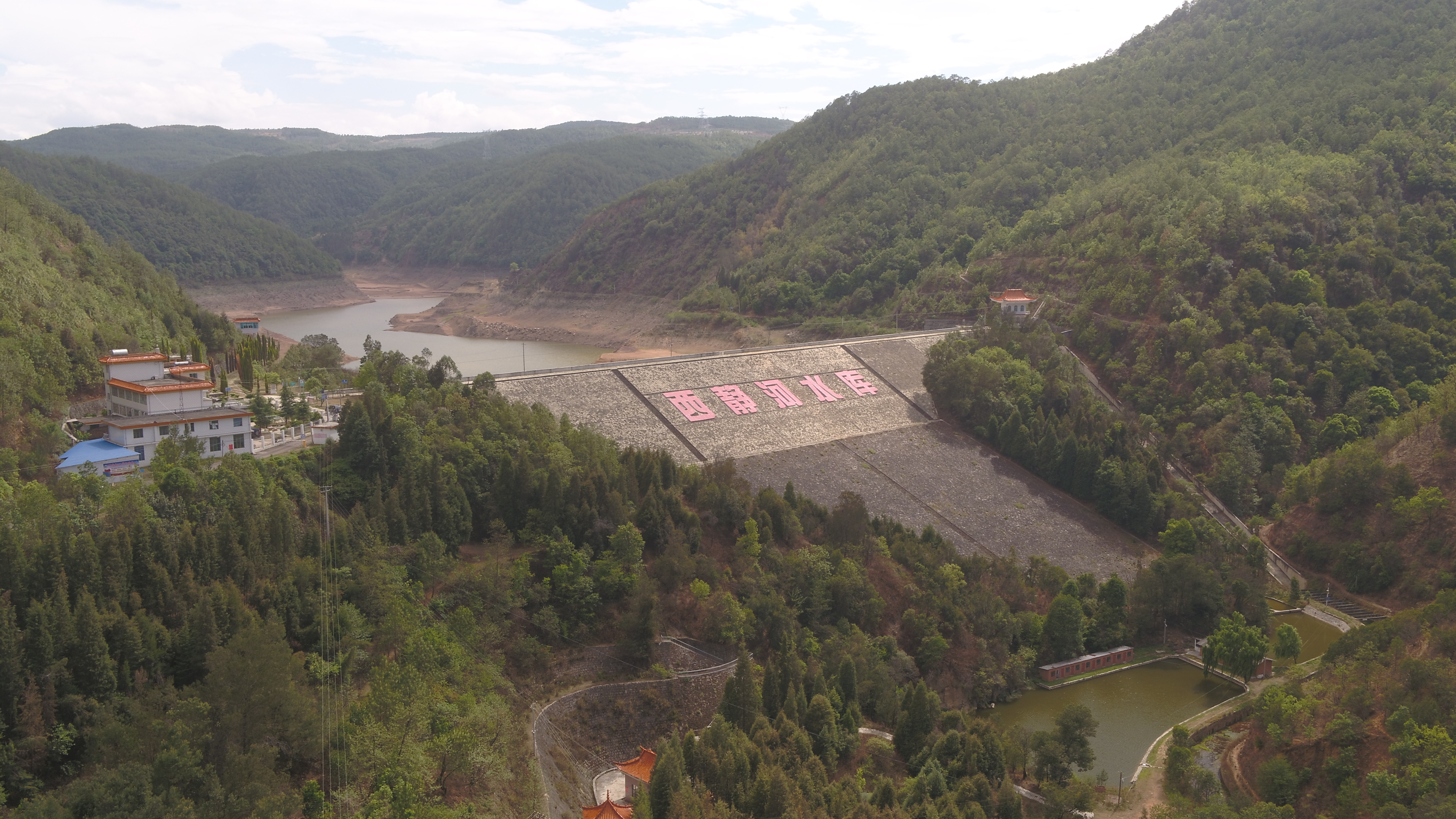 楚雄西静河水库